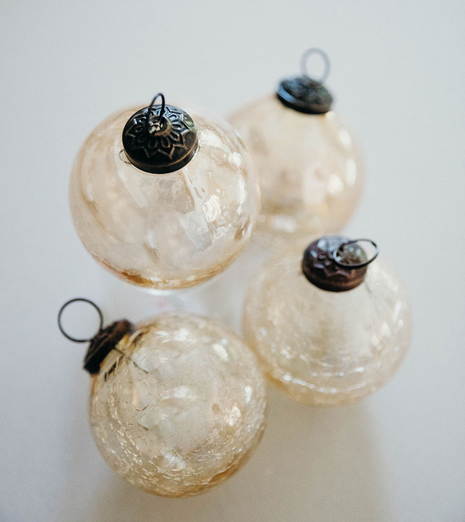 3 in Crackled Glass Bauble