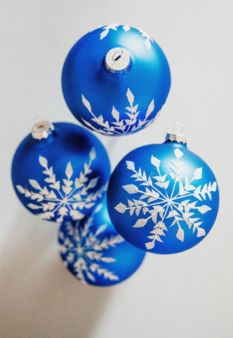 4 in Cobalt Blue Bauble / White Snowflake