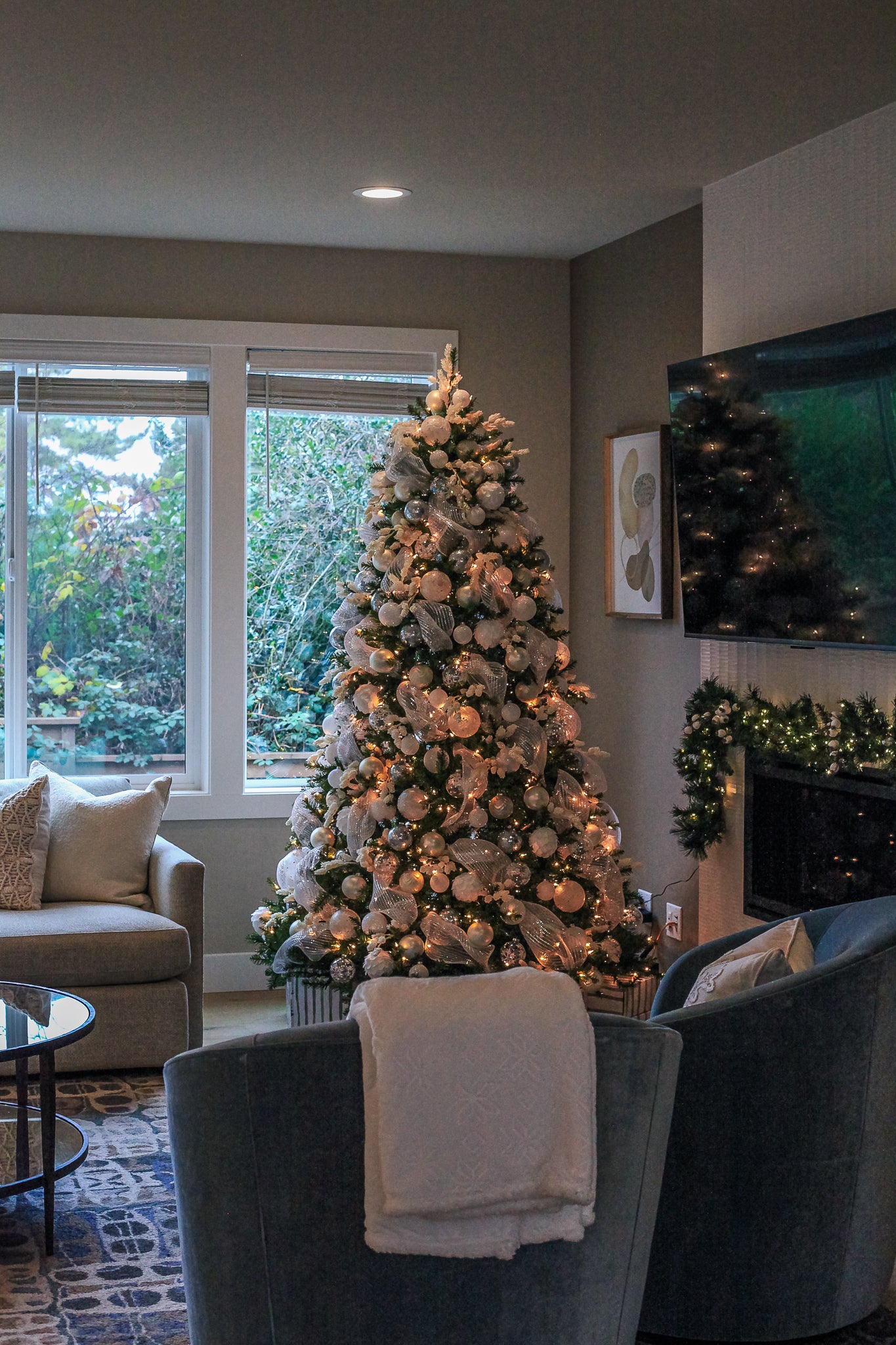 Living Room Decor - Decorent