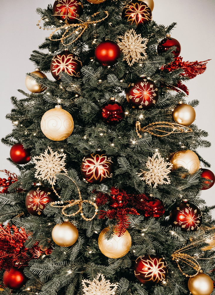Burgundy and gold Christmas tree